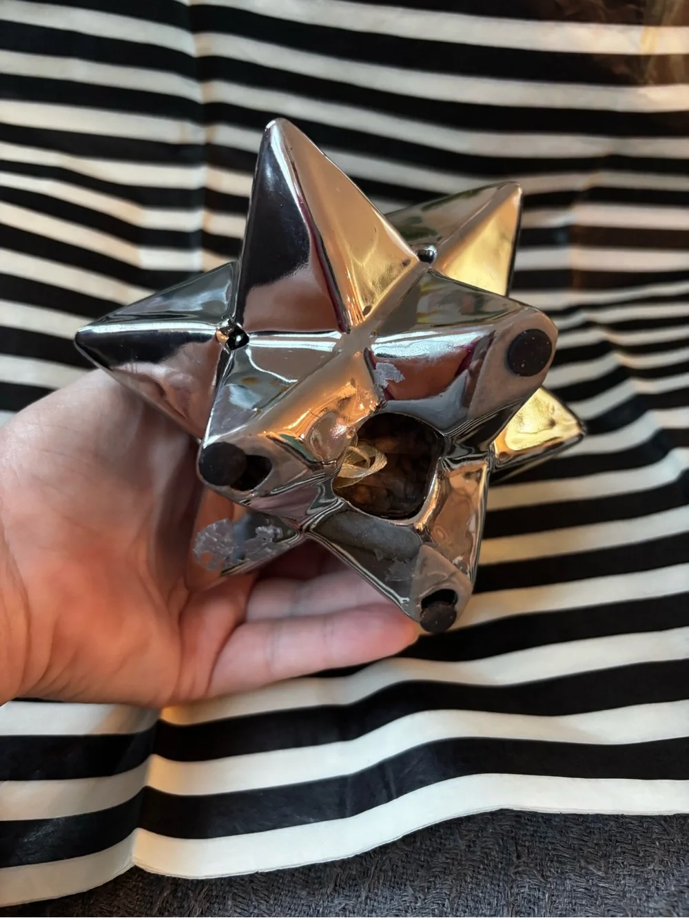 Celestial Design silver Ceramic Star for potpourri/essential oil  holder
